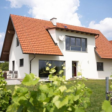Ferienwohnung Winzerhof Familie Klöckl Klöch Exterior foto
