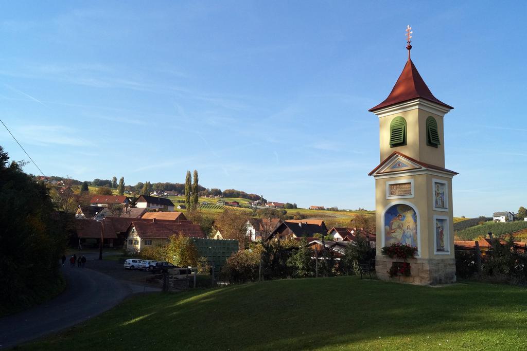 Ferienwohnung Winzerhof Familie Klöckl Klöch Exterior foto