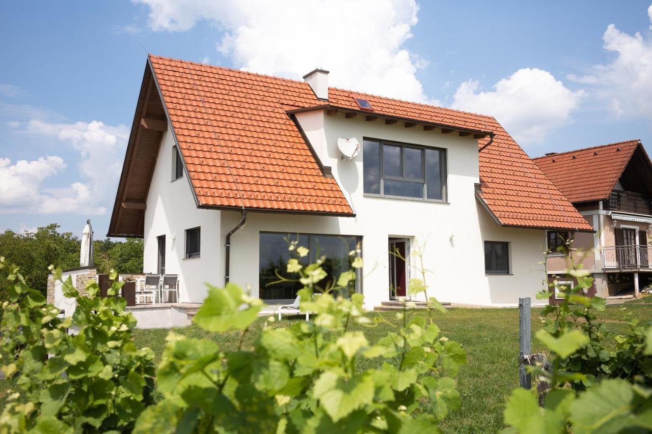 Ferienwohnung Winzerhof Familie Klöckl Klöch Exterior foto